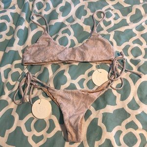 NWT The Girl and The Water Bikini Set in Serpent